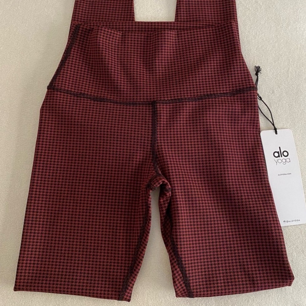 ALO Yoga burgundy Houndstooth print Leggings